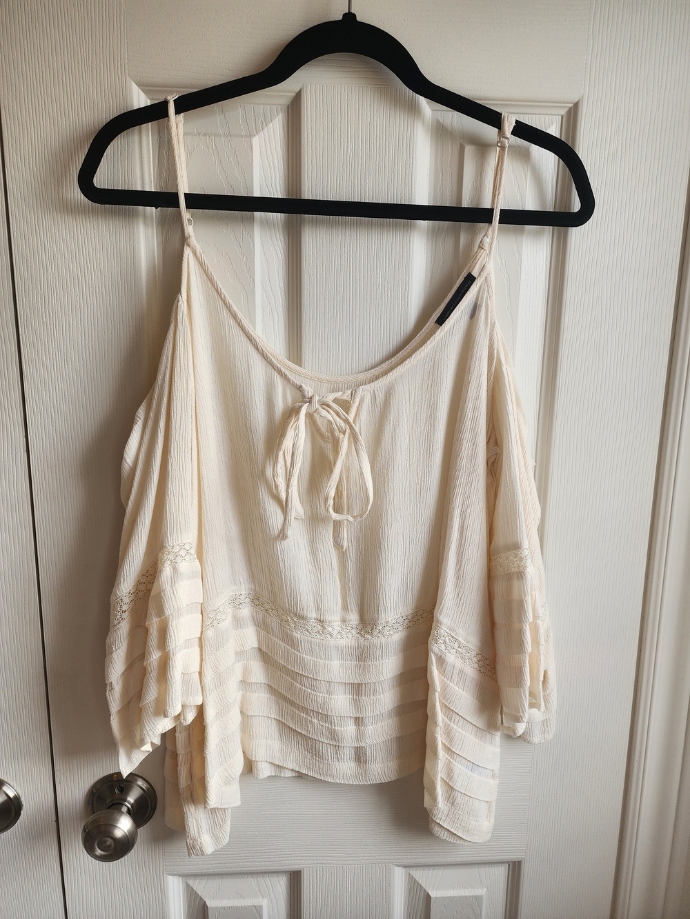 American Eagle Outfitters Cream Cold-Shoulder Tie-Front Camisole Top XL - Picture 3 of 7